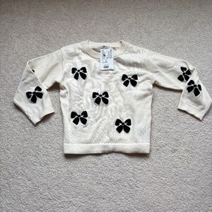 H&M Bow Knit Sweater Girls 5T/6 Cream Black Bow Pattern Pullover